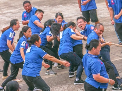 2018杏彩体育网
第14周年庆拔河比赛