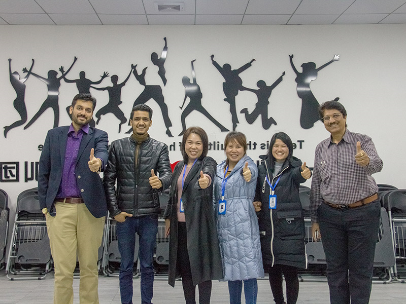 杏彩体育网
-合作客户合照